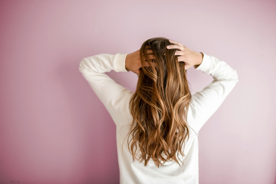 cómo recuperar el pelo quemado