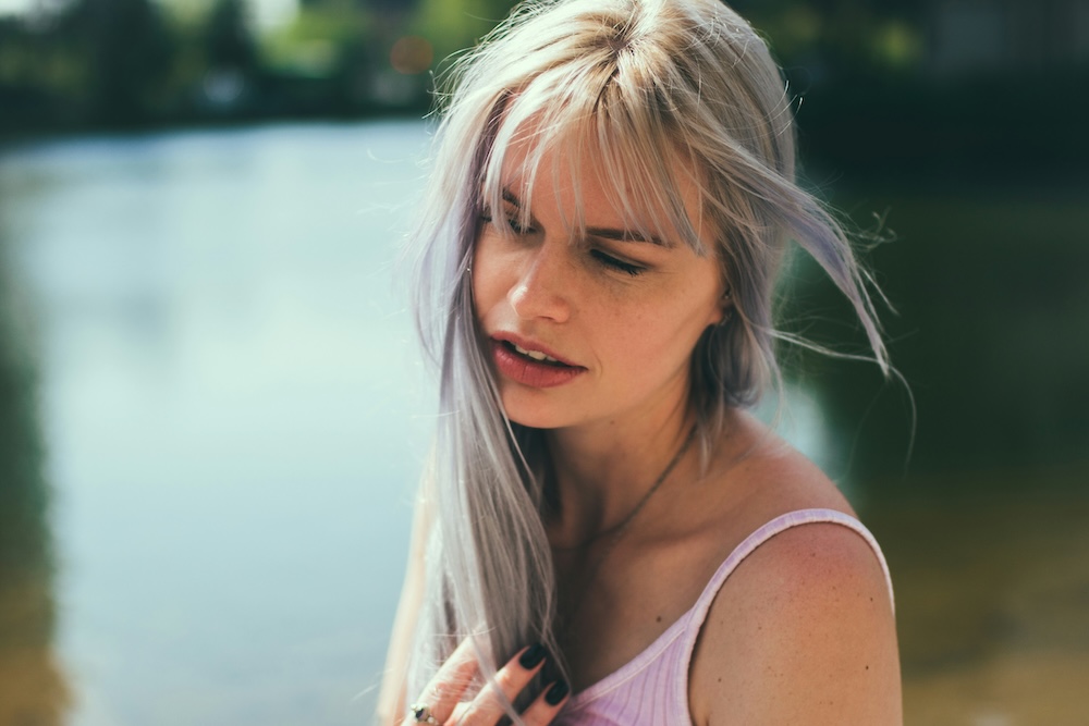 mechas para disimular las canas