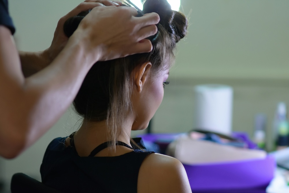 mechas para disimular canas en pelo oscuro